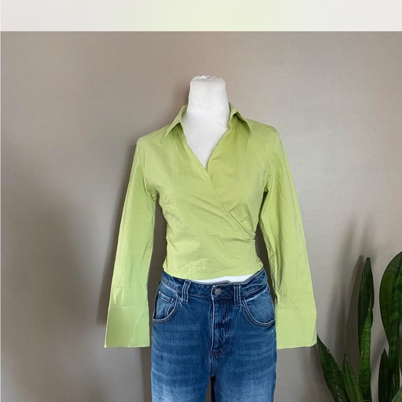 Spenser Jeremy Tops - Spenser Jeremy Light Green Button Down Shirt